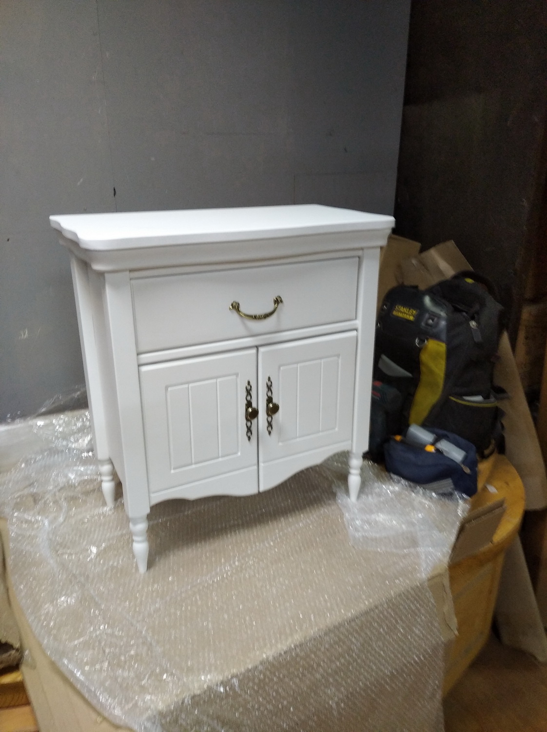 Прикроватный комод массив сосны белый Айно №16