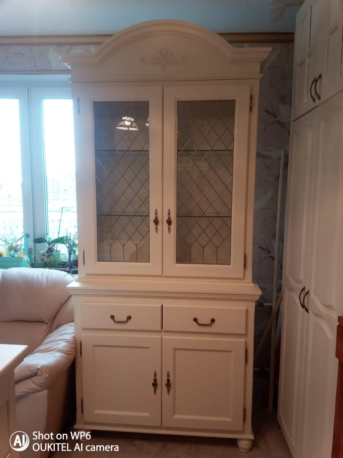 Сервант Валенсия 2-8 сосна