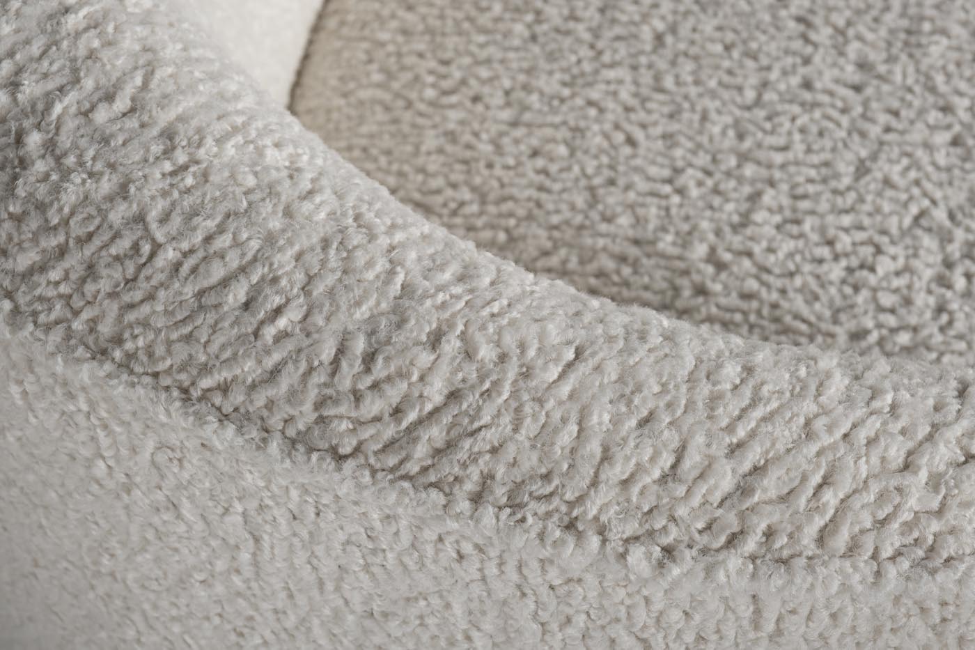 48MY-1289-L CRE Диван двухместный, иск.каракуль крем