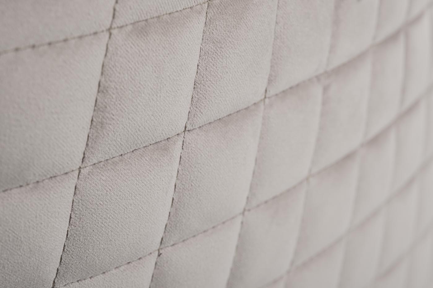 Кресло Verona вращающееся, велюр бежевый Bel09/ золото