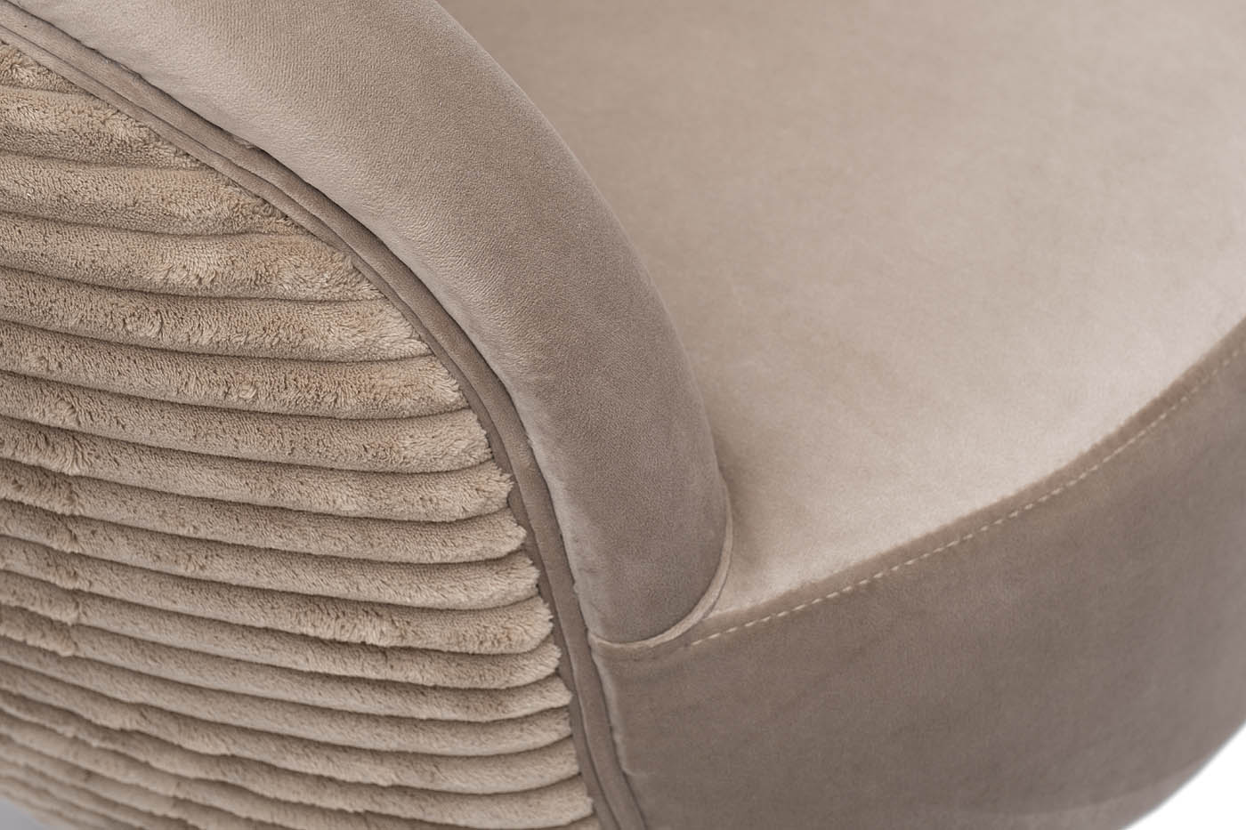 48MY-2582 BEG GO Кресло, велюр бежевый, металлические ножки