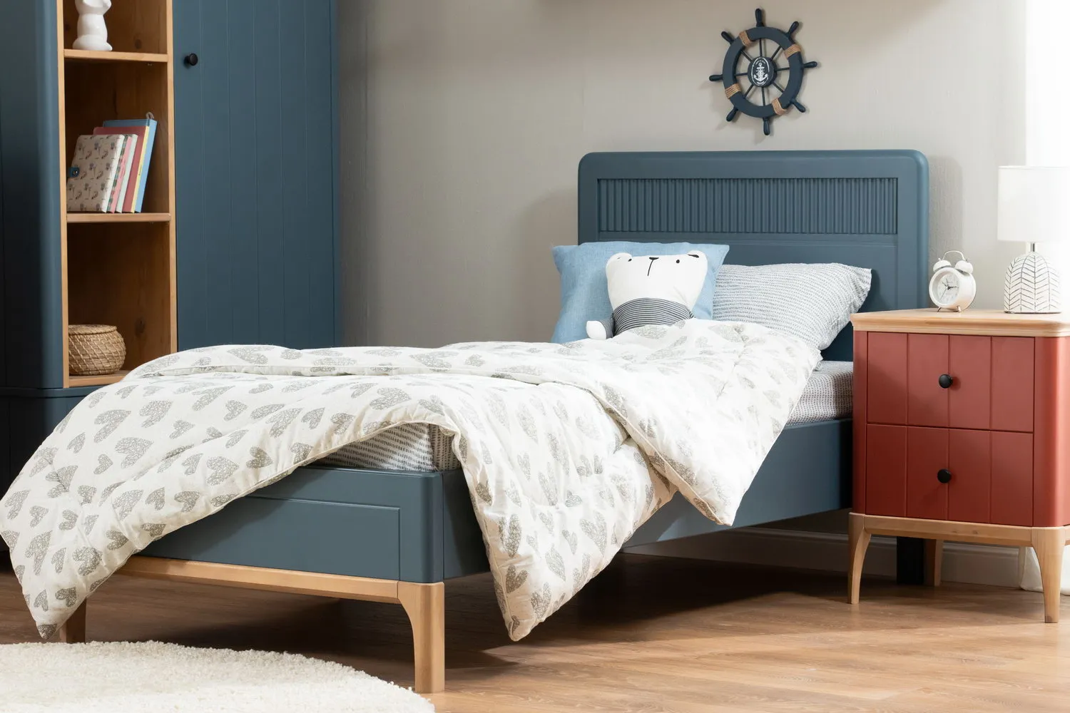 Кровать массив сосны Грета №1 1200х2000