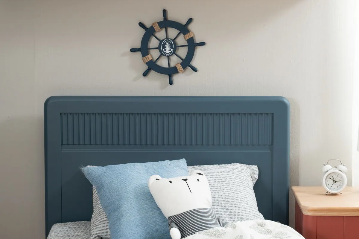 Кровать массив сосны Грета №1 1200х2000