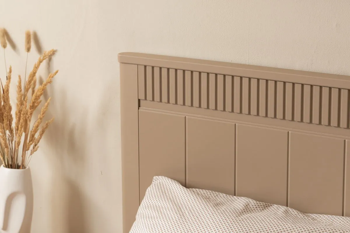 Кровать массив сосны Грета №25 1600х2000